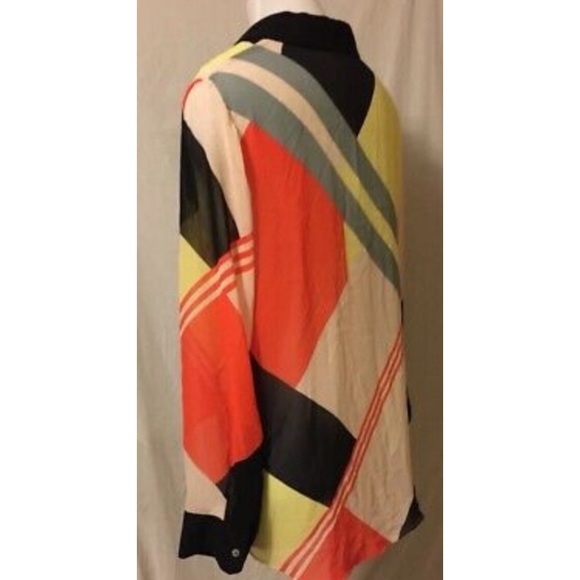 Cece Large vintage geometric design sheer blouse - Picture 4 of 6